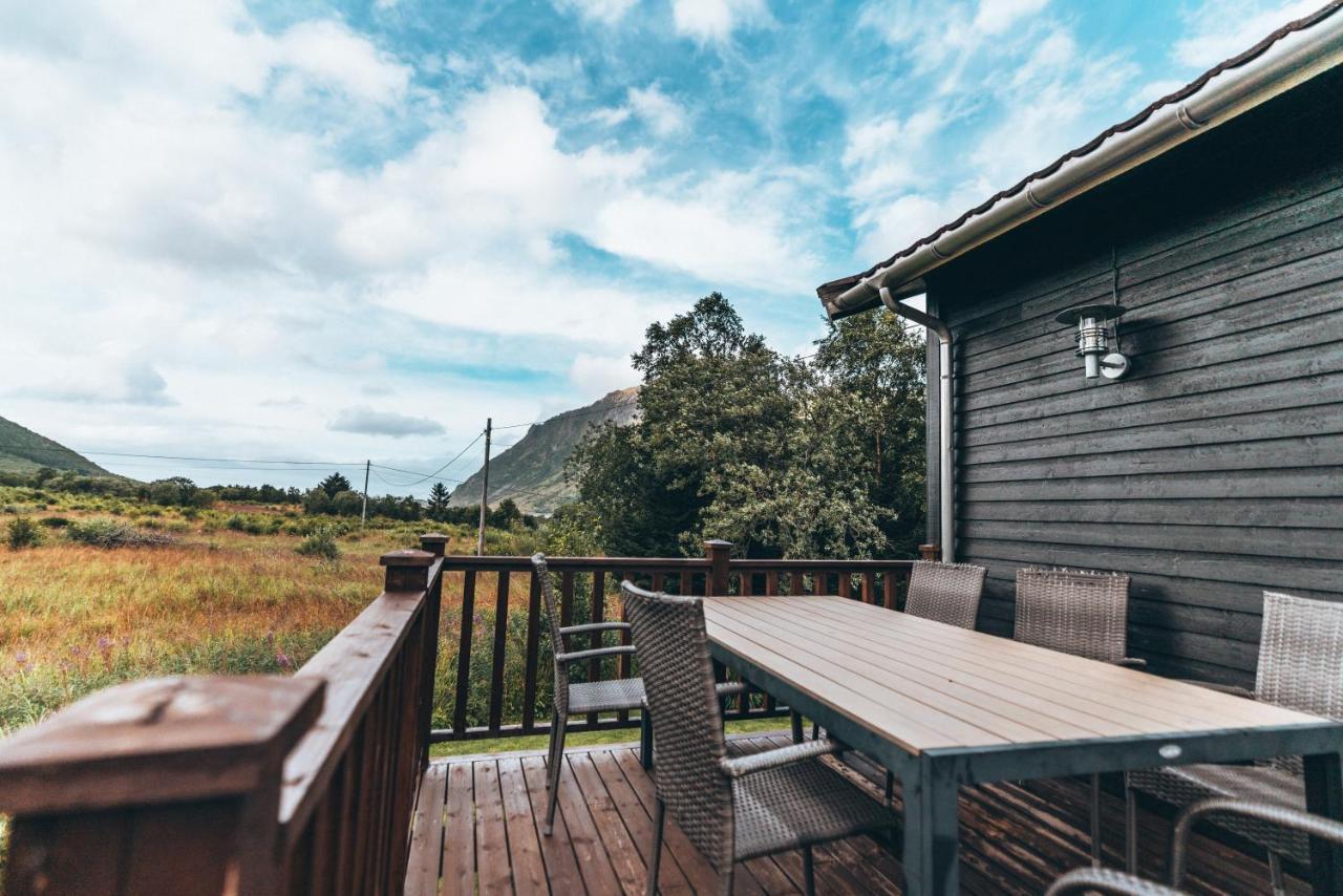 Midt I Lofoten Alstad  エクステリア 写真